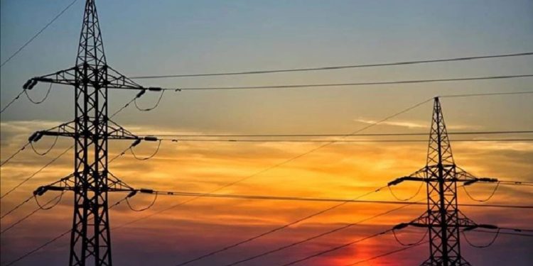 Girne’de bazı bölgelere iki saat elektrik verilemeyecek!