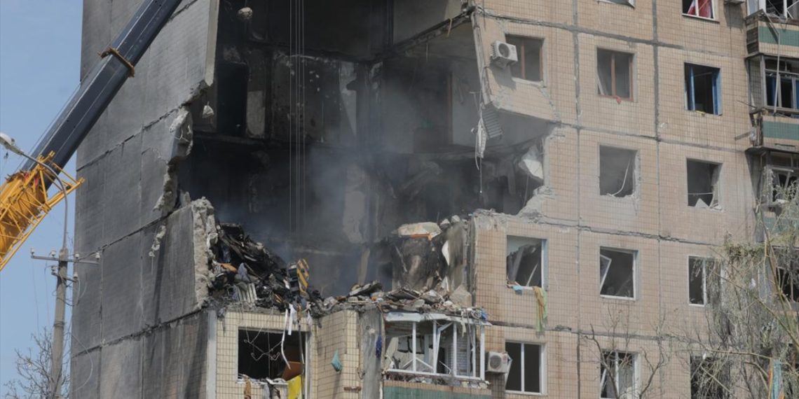 Ukrayna: Rus ordusunun Dnipro ve Zaporijya'ya düzenlediği saldırılarda 8 kişi öldü, 35 kişi yaralandı