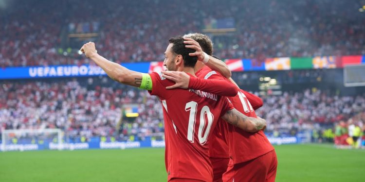 A Milli Futbol Takımı Kaptanı Hakan Çalhanoğlu: İnşallah kazanacağız