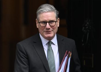 İngiltere Başbakanı Keir Starmer, görevinden istifa ettiğini açıkladı