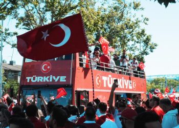 San Francisco'da Türk yürüyüşü yapıldı