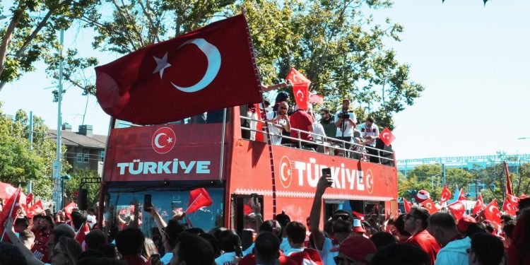 San Francisco'da Türk yürüyüşü yapıldı