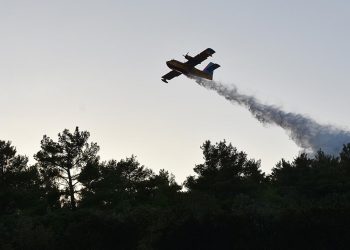 Kanada'da yangın söndürme uçağının düşmesi sonucu 3 kişi öldü