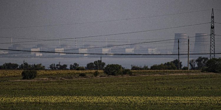 Rusya: Ukrayna, Zaporijya Nükleer Güç Santrali'nin ulaşım binasına saldırdı
