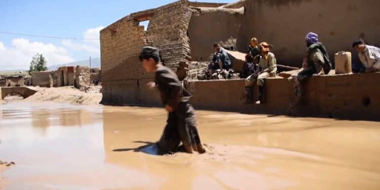 Afganistan'da şiddetli yağışlar ve ani seller nedeniyle 20 kişi hayatını kaybetti