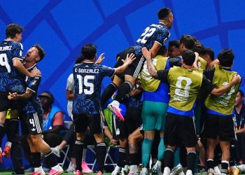 Dünya Kupası'nda finalin adı: İspanyaArjantin