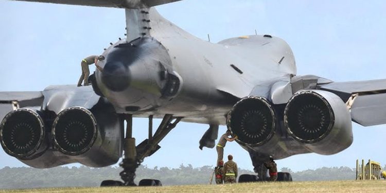 Axios: ABD, İran'da yeniden B1 bombardıman uçakları kullanmaya başladı