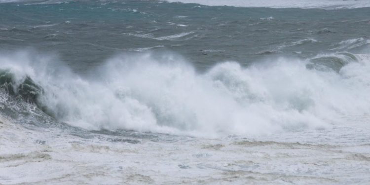 Çin'de Bavi Tayfunu alarmı: 1,72 milyon kişi tahliye edildi