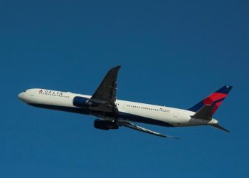 Delta Airlines'a şiddetli türbülans davası