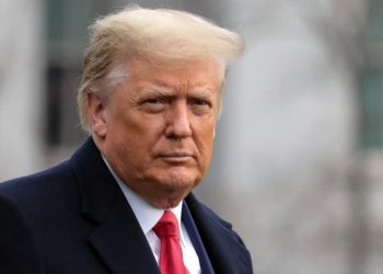 Trump, İran'a yönelik saldırıların süreceğini ve anlaşmanın mümkün olduğunu belirtti