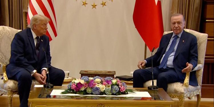 Trump: Türkiye'ye tüm yaptırımları kaldıracağız