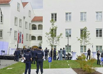 Avusturya, Hitler'in doğduğu evi neoNazi ziyaretlerini engellemek için polis karakoluna dönüştürdü