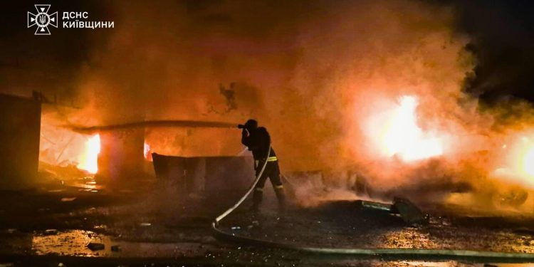 Ukrayna: Rusya'nın gece saldırılarında 13 kişi öldü, 31 kişi yaralandı