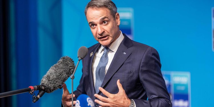 Miçotakis'ten Ankara'da ilişkilerin geliştirilmesi mesajı