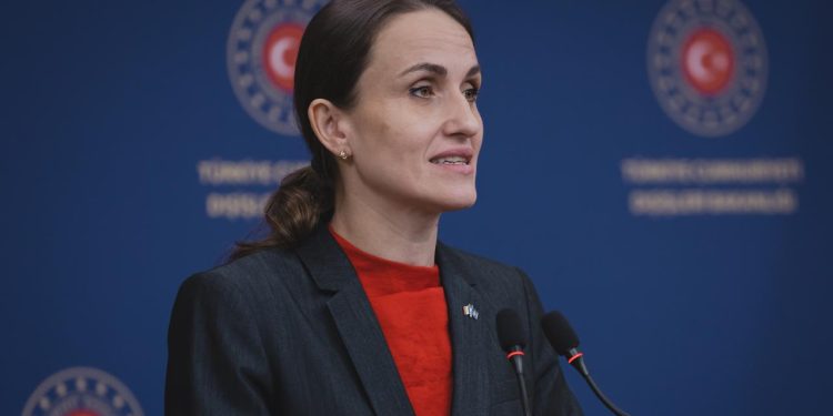 Romanya Dışişleri Bakanı: Karadeniz'i koruma konusunda Türkiye ile güçlü bir ortaklık kurduk