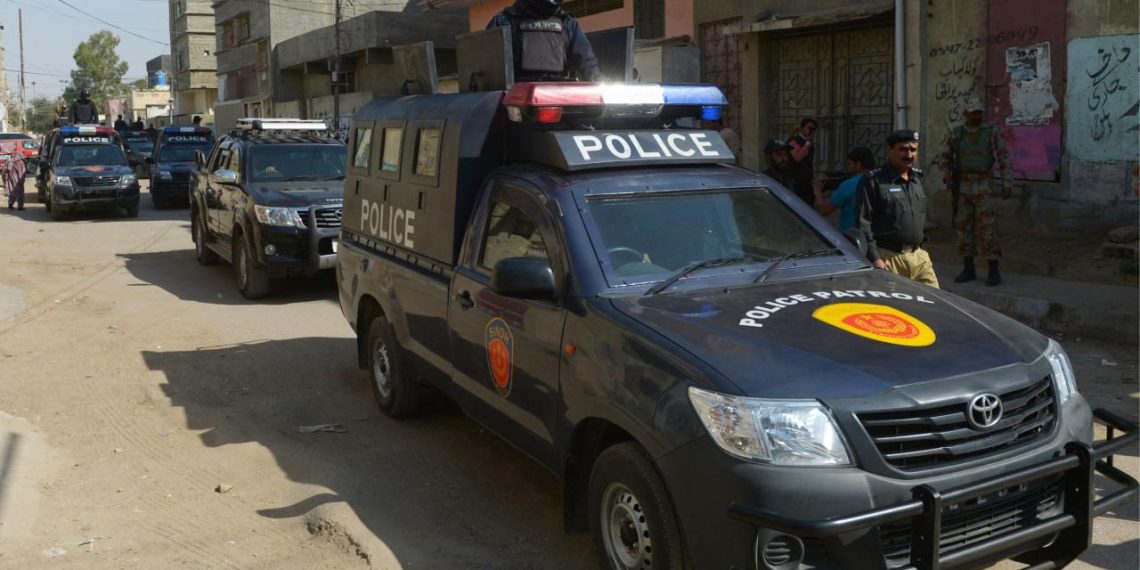 Pakistan'da polis kontrol noktasına saldırıda 9 polis öldü, 28 polis yaralandı