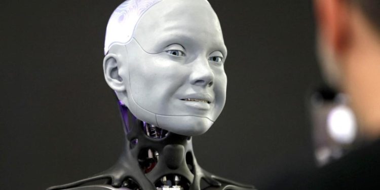 İnsansı robotlar robot okullarında gerçek iş yaşamına hazırlanıyor