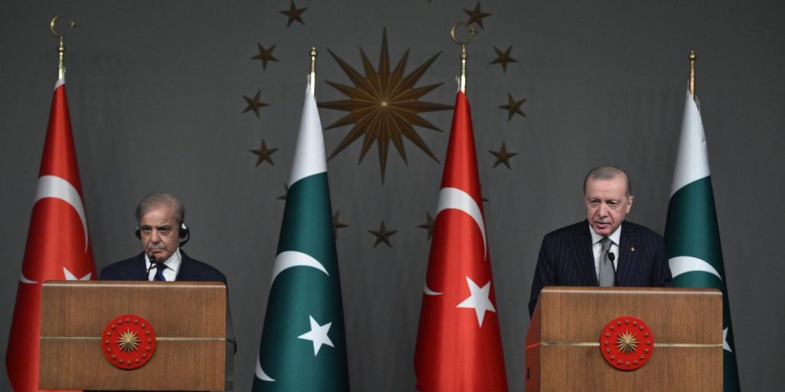 Pakistan Başbakanı Şerif: Cumhurbaşkanı Erdoğan, cesur bir liderlik ortaya koyuyor