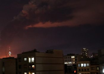 İran'ın birçok bölgesinde patlamalar meydana geldi