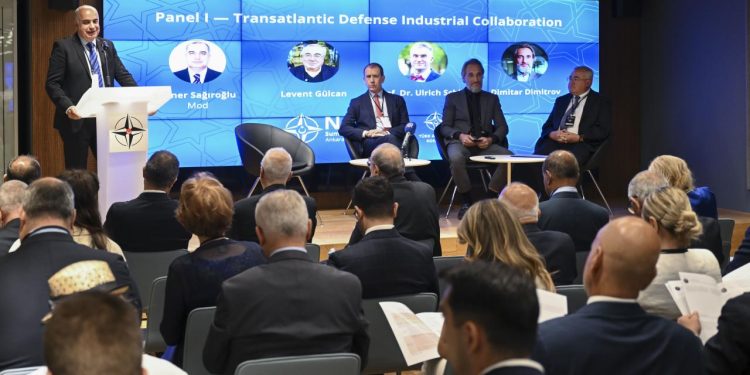 NATO Zirvesi Diyalogları etkinliğinde savunma sanayi iş birliği ele alındı