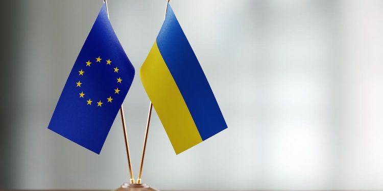 AB'den Ukrayna'ya 6,1 milyar euro savunma desteği