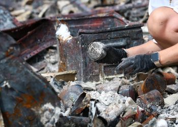 Fransa'daki orman yangını İkinci Dünya Savaşı'ndan kalma bombaları ortaya çıkardı