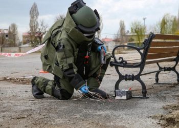 Berlin'de İkinci Dünya Savaşı'ndan kalma bomba bulundu
