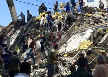 Kolombiya'da 7,4 büyüklüğündeki depremin ardından Ulusal Afet Durumu ilan edildi