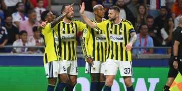 Fenerbahçe Şampiyonlar Ligi'nde lig aşamasına yükseldi