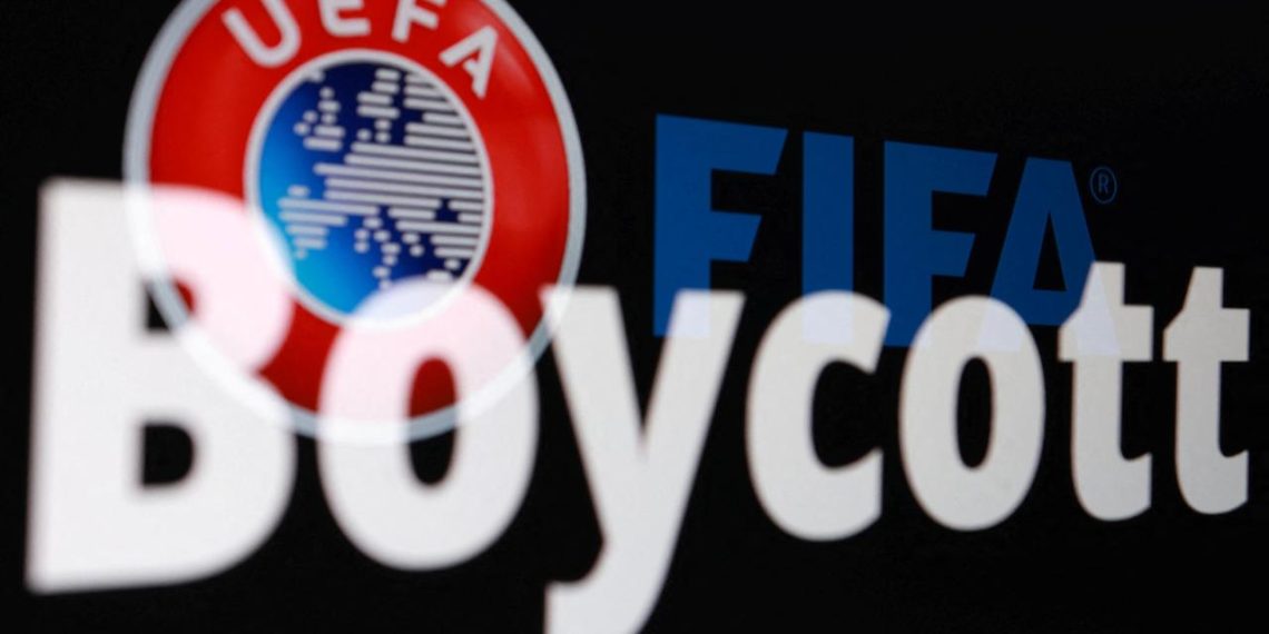UEFA, FIFA organizasyonlarını boykot kararından geri adım atmadı