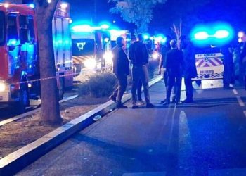 Fransa'da bir sürücü aracını yayaların üzerine sürdü