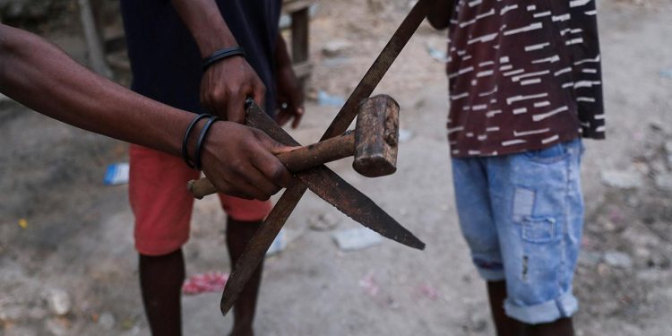 Haiti'de çete saldırısında 43 kişi hayatını kaybetti