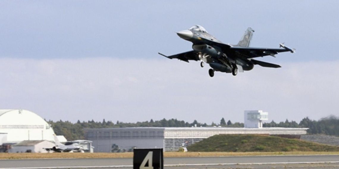 Asahi gazetesi: Japonya F2 savaş uçaklarını ilk kez Hindistan'a konuşlandırmayı planlıyor