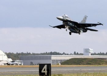 Asahi gazetesi: Japonya F2 savaş uçaklarını ilk kez Hindistan'a konuşlandırmayı planlıyor