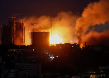 Kiev Belediye Başkanı Kliçko, kentin balistik füze saldırısı altında olduğunu açıkladı