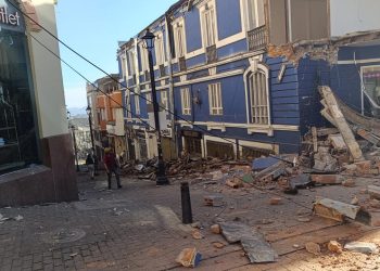 Kolombiya'da 7,4 büyüklüğünde deprem