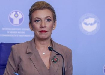 Rusya'dan İngiltere'ye askeri üsleri vurma tehdidi