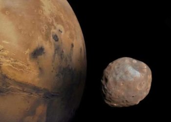 Dev çarpışma Mars'ın uydusunu yeniden şekillendirmiş olabilir
