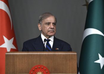 Pakistan Başbakanı Şerif, Mekke Ortak Savunma Anlaşması'nı imzalamaktan onur duyduğunu belirtti