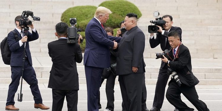 Trump'tan Kuzey Kore'ye İran savaşı jesti