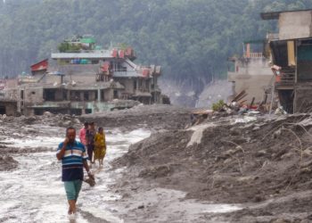 İklim krizi dünyanın çatısını vurdu: Nepal ve Tibet'teki felaketin arkasında küresel ısınma var