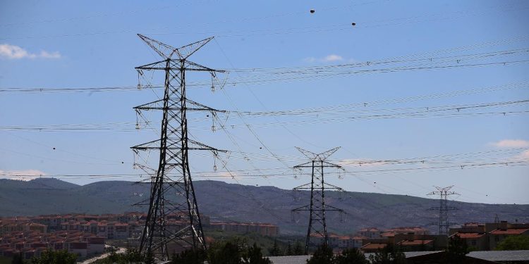 Almanya'da RWE'nin enerji hatlarının yakınında füze fırlatma düzenekleri bulundu