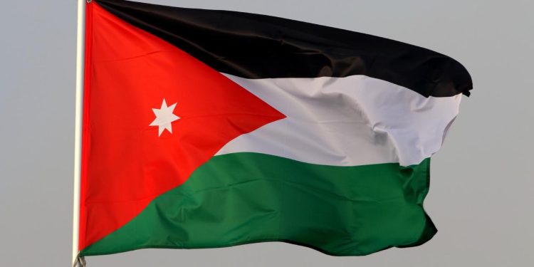 Ürdün: Hava sahamıza giren 13 füzeden 10'u engellendi