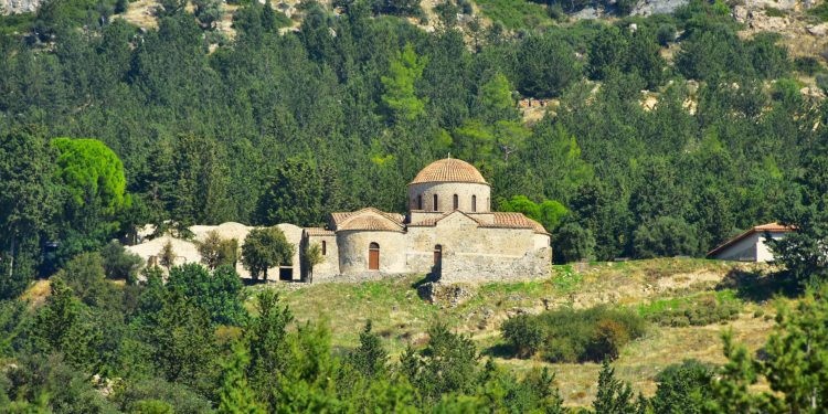 Kültürel Miras Teknik Komitesi, ada genelinde koruma ve restorasyon çalışmalarını sürdürüyor