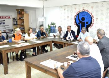 Harmancı, esnaf ve ticaret odalarını ziyaret etti