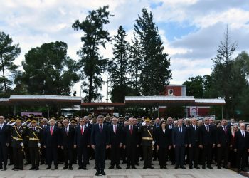 29 Ekim Cumhuriyet Bayramı… Lefkoşa Atatürk Anıtı’nda tören düzenlendi