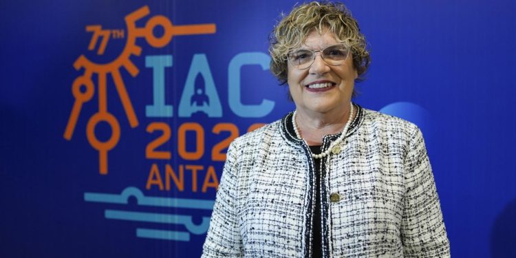 IAF Başkanı Gabriella Arrigo, Uzay Kongresi'nde küresel uzay toplumunun bir araya geleceğini söyledi
