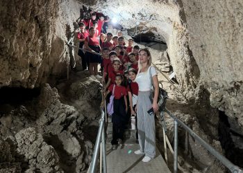 9 Eylül İlkokulu öğrencileri Çınarlı İncirli Mağarası’nı ziyaret etti
