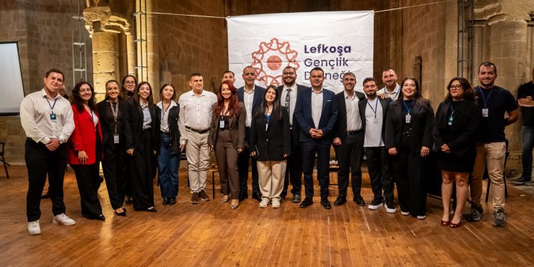 LTB başkanı adaylarıyla gençler bir araya geldi