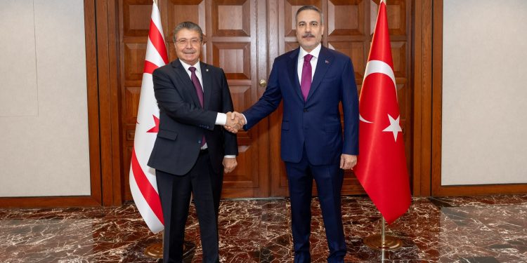 Üstel-Fidan görüşmesinde ülke ve bölgedeki son gelişmeler ele alındı